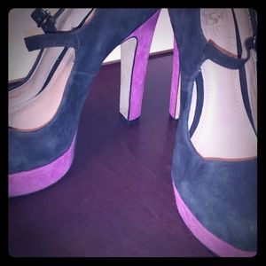 Vince Camuto Suede Pumps